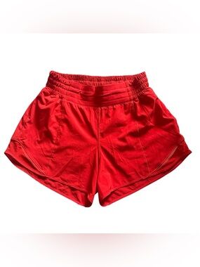 Lululemon Hotty Hot LR Short 4” Lined Size 2  Carnation Red